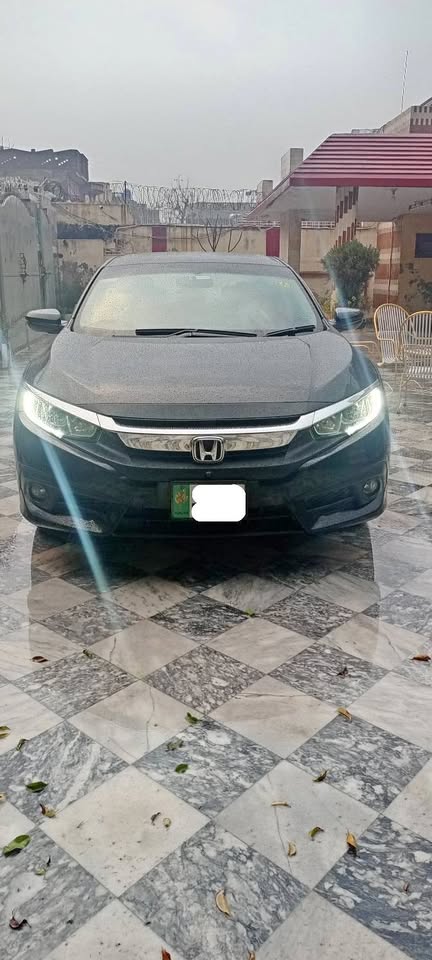 Honda Civic u g full option top of the line 2018 model PKR5,275,000