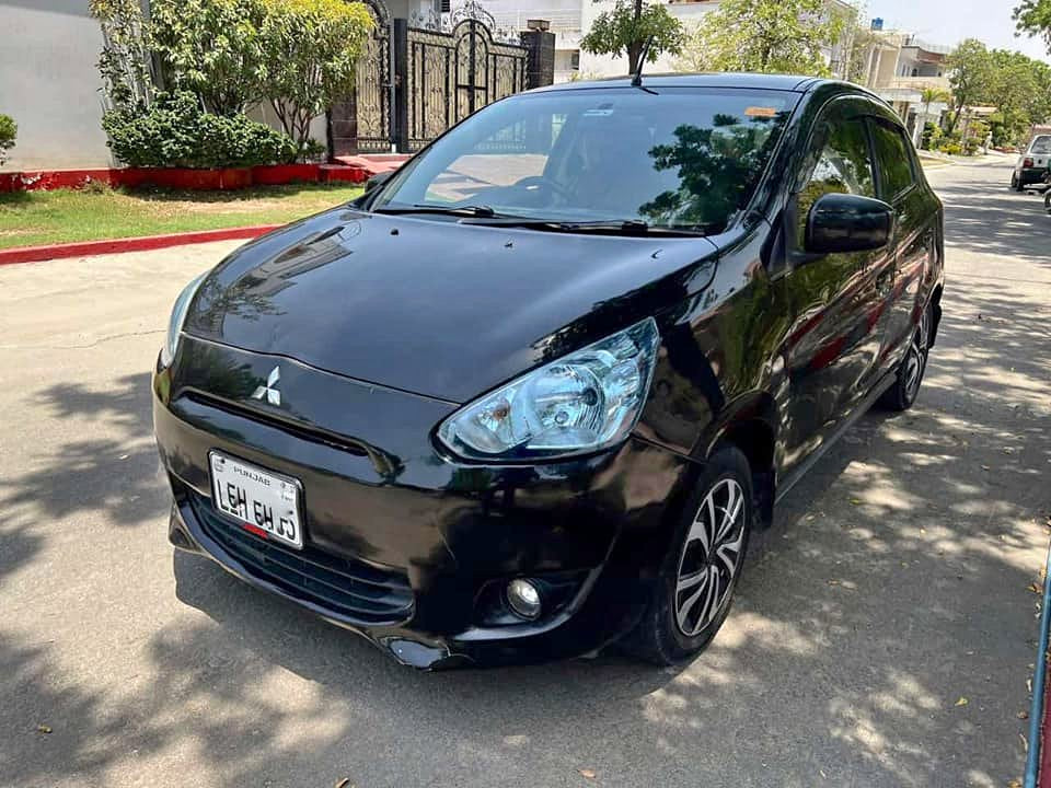 2013.2017. Mitsubishi mehraj 1000 cc PKR2,375,000