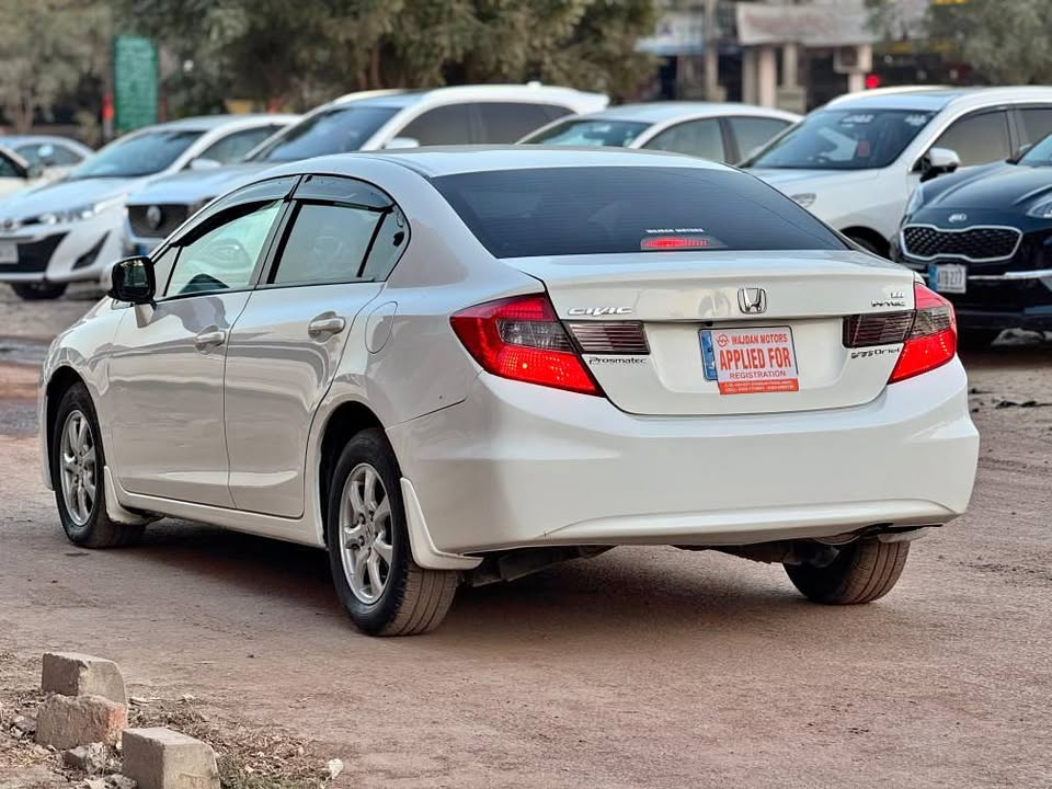 HONDA CIVIC 2015 UG ORIEL/PROS AVAILABLE #DEMAND : 38,50,000