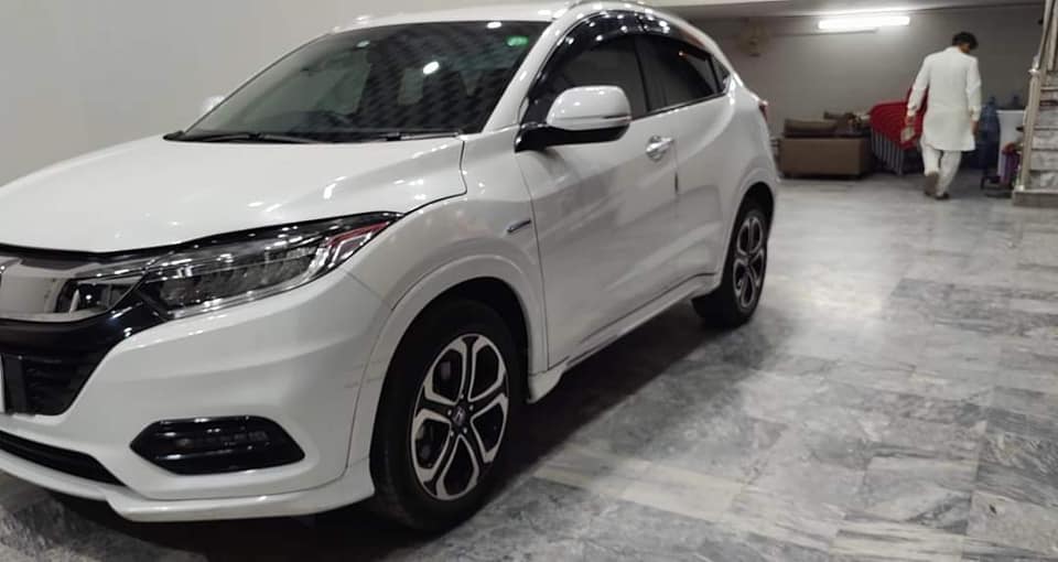 HONDA VEZEL Z SENSING 2018/2021 ISLAMABAD REGISTRATION CONTACT US 0321-6299342 PKR7,000,000  ·