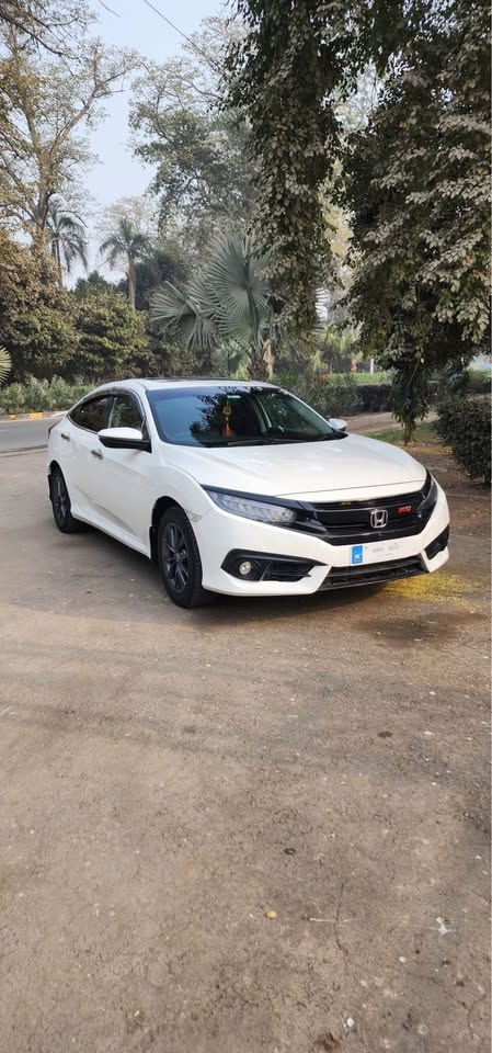 Honda civic turbo 1.5 PKR6,100,000