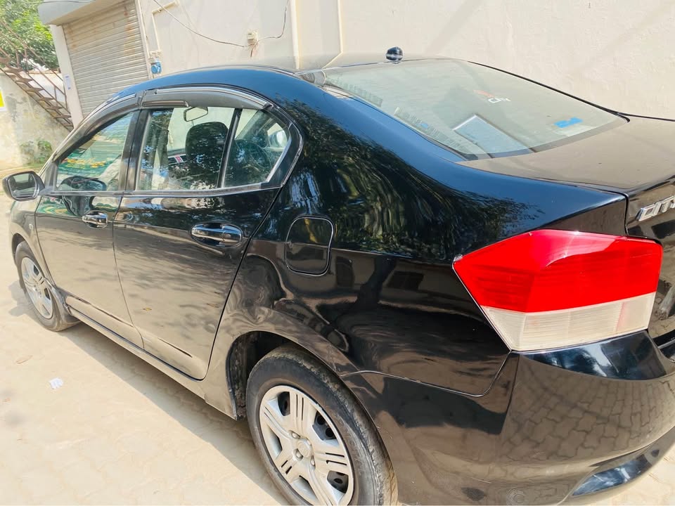 Honda City 13 PKR2,550,000