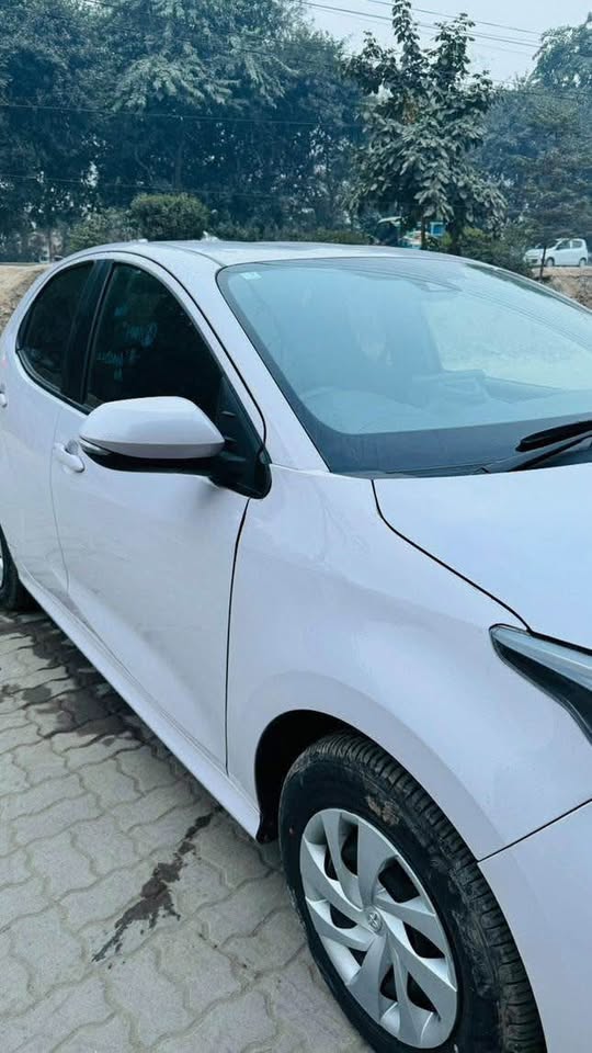 Japnes Toyota Yaris PKR4,400,000