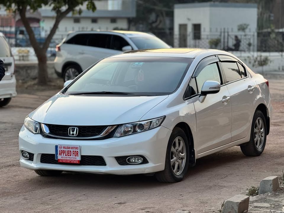 HONDA CIVIC 2015 UG ORIEL/PROS AVAILABLE #DEMAND : 38,50,000