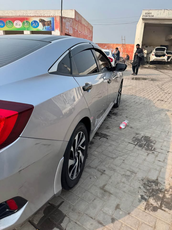 Honda civic 2018 red meter bank leased PKR3,100,000