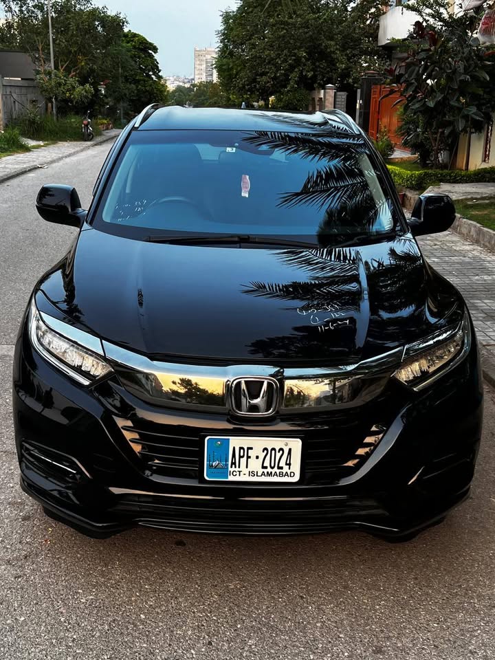 Honda Vezel Z Sensing 2019 PKR7,850,000