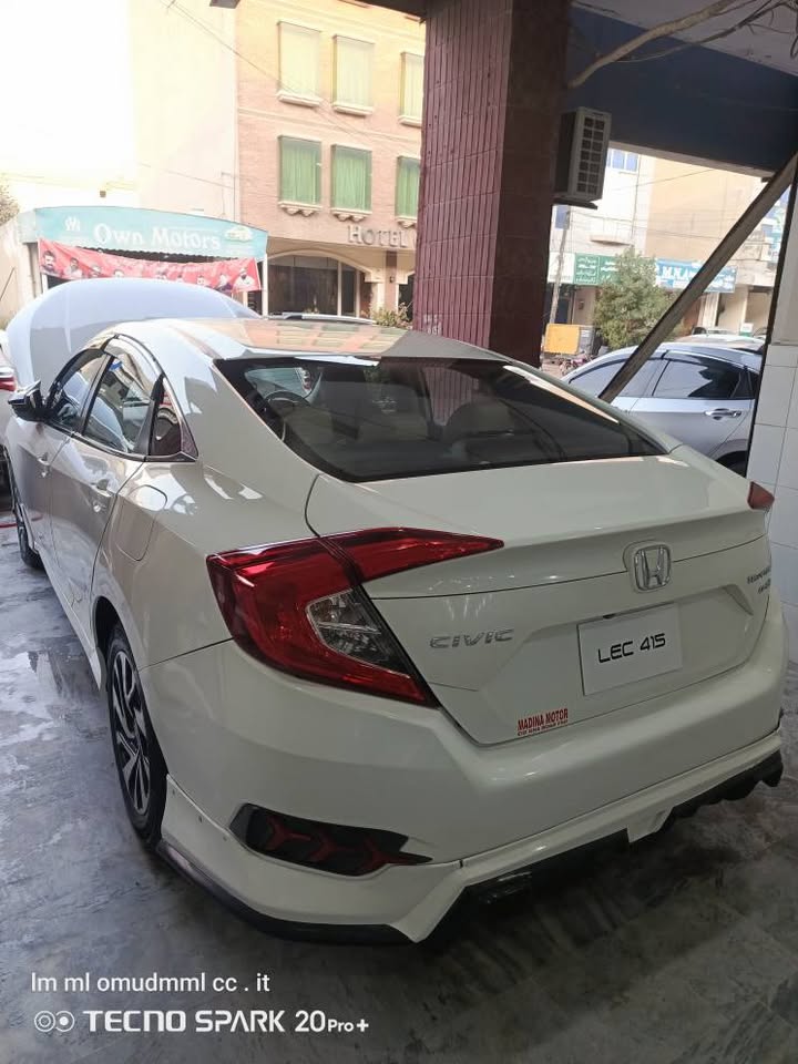 Civic 2017 total janion paint PKR4,720,000