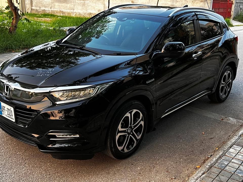 Honda Vezel Z Sensing 2019 PKR7,850,000