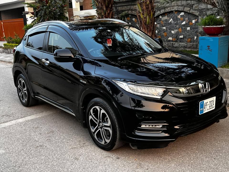 Honda Vezel Z Sensing 2019 PKR7,850,000